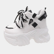Die besten weißen Plateau-Sneaker