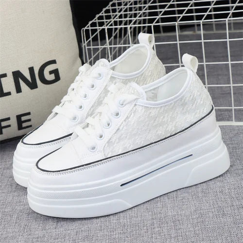 しろページ Black And White Platform Sneakers | CYBER TECHWEAR®