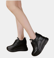 Schwarze Atmungsaktive Plateau-Sneaker