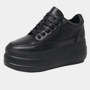 Lässige Freizeit-Plateau-Sneaker in Schwarz