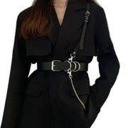 Goth-Bodychain mit Ring aus PU-Leder