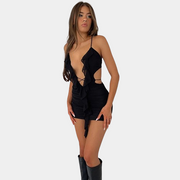 Robe sexy à volants et découpes