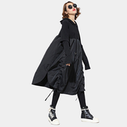 Vestido con capucha Techwear