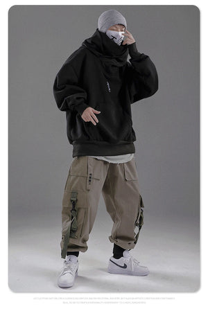 Sudadera con capucha y cuello alto de tecnología