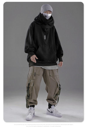 Sudadera con capucha y cuello alto de tecnología