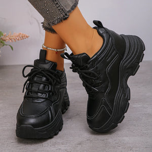 Weiße Chunky Plateau-Sneakers