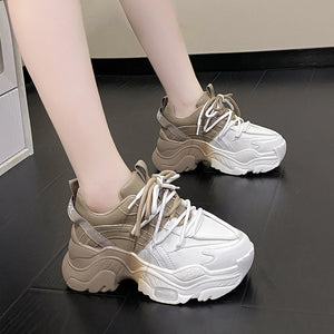 Chaussures à plateforme Baskets blanches