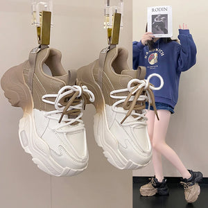 Chaussures à plateforme Baskets blanches