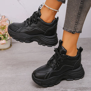 Weiße Chunky Plateau-Sneakers