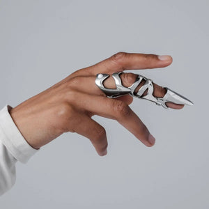Titanium armour ring covering the full finger with a clawed tip