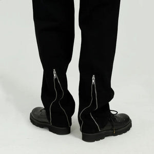 Pantalón negro de pierna ancha