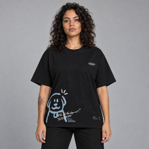 Baggy Shirts Y2K Dogs Print – worn by a woman