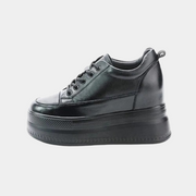 Schwarze Plateau-Sneaker zum Schnüren
