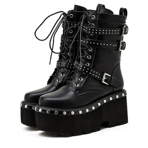 Black Round Toe Lace Up Boots
