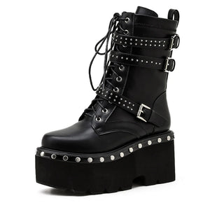 Black Round Toe Lace Up Boots