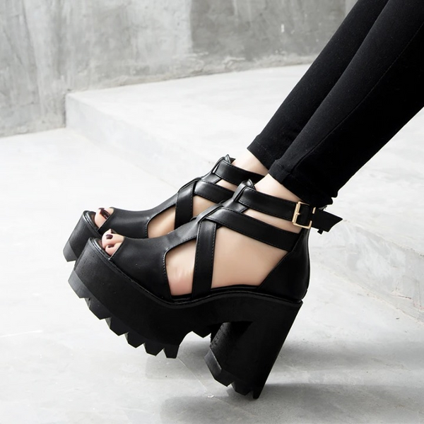 Black Sandals Chunky Heel