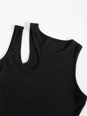 Black Sleeveless Top Crop