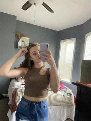 Black Sleeveless Top Crop