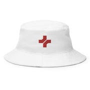 Sombrero de pescador blanco con calavera y estilo urbano chic