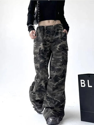 Camo cargo pants baggy