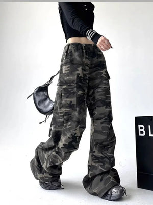 Camo cargo pants baggy