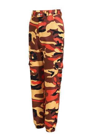 Camo cargo pants red