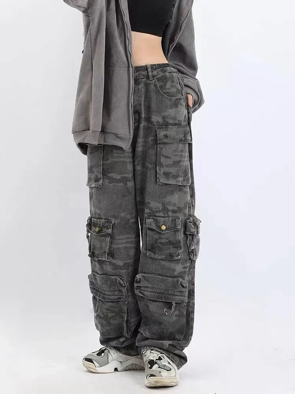 Camo cargo pants streetwear