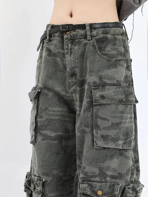 Camo cargo pants streetwear