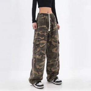 Camo cargo pants style