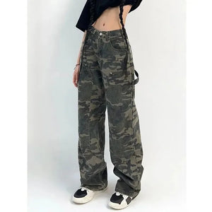 Camo low rise cargo pants