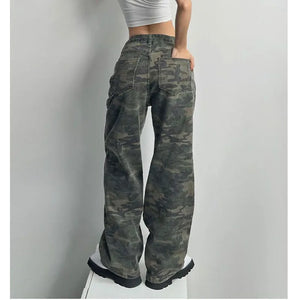 Camo low rise cargo pants