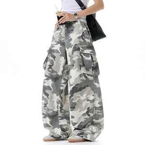 Camouflage Cargo Y2K Jeans