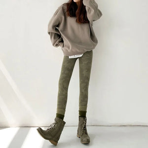 Pantalon cargo camouflage slim