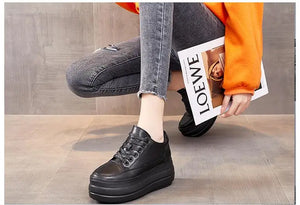 Casual Leisure Black Platform Sneakers
