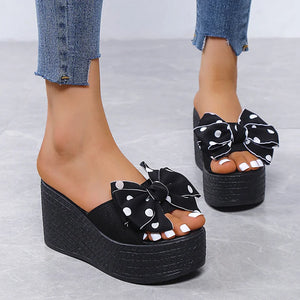 Chunky Flip Flop Sandals