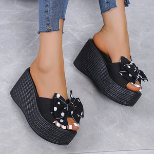 Chunky Flip Flop Sandals