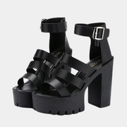 Chunky Sandalen mit Knöchelriemen