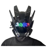 Hełm cyberpunk z kolorowym ekranem