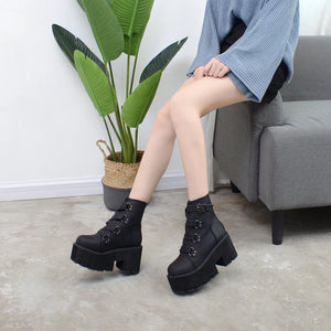Comfortable Black Lace Up Boots