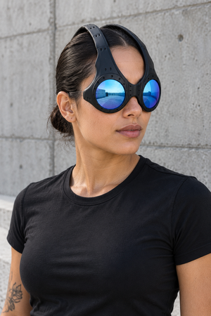 Cyberpunk-briller med alien-goggles
