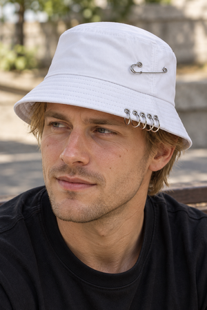 Bucket Hat Anneaux Percés