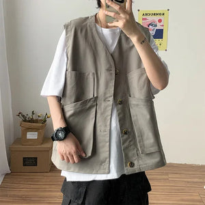 Design Retro Cargo Vest