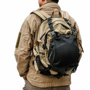 Mochila Techwear com Rede para Capacete
