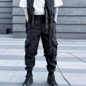 Pantalón negro vibrante con puños y múltiples bolsillos