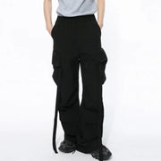 Schwarze Hose mit mehreren Taschen und Ribbon-Patchwork