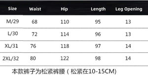 Pantalones cargo negros con múltiples bolsillos