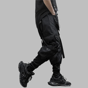 Pantalones cargo negros con múltiples bolsillos