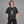 Oversized æstetisk Y2K-t-shirt med grafisk print – båret af en kvinde