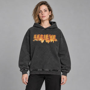 Oversized Hoodie Y2K – worn by a woman
