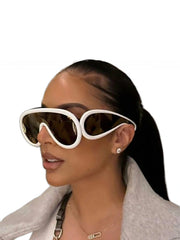 Lunettes de soleil cyberpunk surdimensionnées monobloc 
